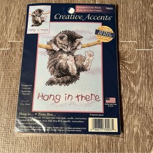 2003 Creative Accents 79003 Hang In There 5"x7" Counted Cross Stitch Kit - NEW
